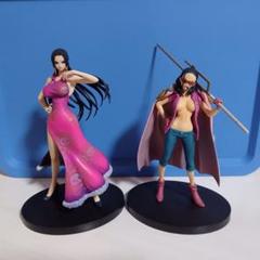 ワンピース TASHIGI & BOA HANCOCK フィギュアセット Amazon.com: One Piece Tashigi Portraits of Pirate Exmodel