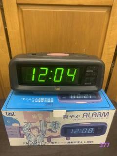 Takt TR-130 時計　デジタル時計　ラジオ付き