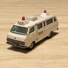 輸出用トミカNO.57 トヨタハイエースコミューター(救急車)2台セット 日本製 輸出用トミカNO.57 トヨタハイエースコミューター(救急車)2台