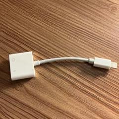 Lightning to USBイヤホンジャック　アダプター