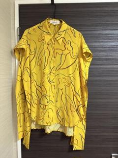 AKIRANAKA アキラナカ　半袖　フリルトップス AKIRANAKA - 限定セール！美品！アキラナカ 花柄トップスの通販