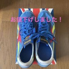 リーボックスニーカーアズテック復刻版