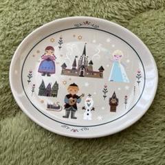 【新品未使用】ディズニー　フローズン　アナ雪　スーベニア Amazon | アナと雪の女王2 グッズ スーベニアポーチ アナ エルサ