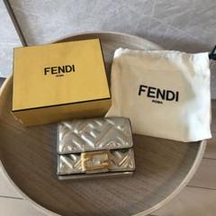 ✨良品✨　FENDI 長財布　FFロゴ　エンボスロゴ　フラップ FENDI フェンディ バゲット 長財布 FFロゴ エンボス レザー