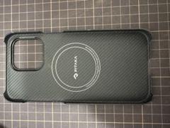 iPhone 14 Pro Max用 PITAKA カーボンファイバーケース