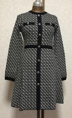 ★美品 ABISTE アビステ 紺と白の柄物 ひざ丈ワンピース M ☆美品 ABISTE アビステ 紺と白の柄物 ひざ丈ワンピース M