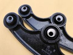 ジムニー　JB64 JB74 リーディングアーム　偏心ブッシュ付き ジムニー/ジムニーシエラ用 偏心ブッシュ付きリーディングアーム