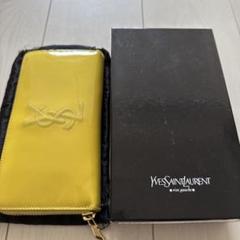 サンローラン】の新作財布が登場! シックなムードをまとう日本
