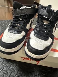 NIKE STUSSY mid パンダ