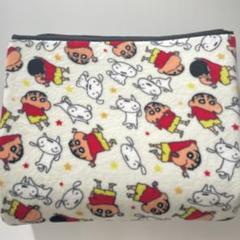 売り切り‼️クレヨンしんちゃん　センターラグ