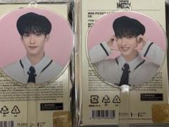 2025年最新】seventeen うちわ ドギョムの人気アイテム - メルカリ
