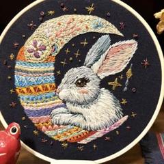 刺繍フレーム❁⃘置き型　壁掛け　うさぎ　レトロ　アジアン　プレゼント