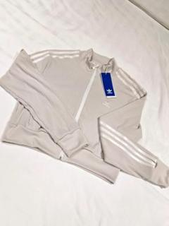 〈韓国〉adidas　アディダス　トラックトップ　ライトベージュ　Mサイズ