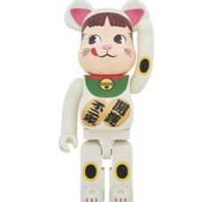 【未開封】BE@RBRICK 招き猫 ペコちゃん 蓄光 1000％のサムネイル