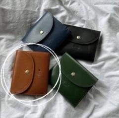 新品 kaoyorinakami 財布 ブラック