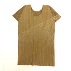 2025年最新】PLEATS PLEASE レディース 半袖(Tシャツ) Tシャツ