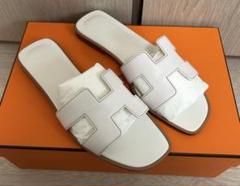 【新品】エルメス サンダル オラン 白 37 裏張り済み