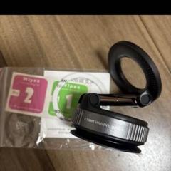 マグネット式スマホスタンド
