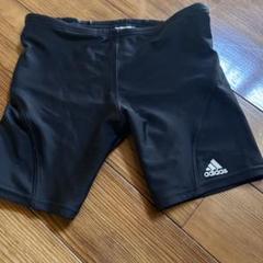 adidas 男の子　水泳水着