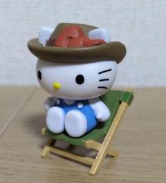 キティちゃんフィギュアのサムネイル