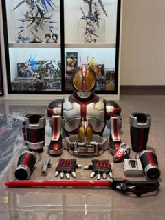 【新品】仮面ライダー　ライダーマスクディスプレイ　 〜仮面ライダー555編〜 仮面ライダーファイズ ライダーマスクディスプレイ ～仮面