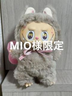 【海外限定】ZIMOMO LABUBU ぬいぐるみピンクリボン 海外限定】ZIMOMO LABUBU ぬいぐるみピンクリボン - メルカリ