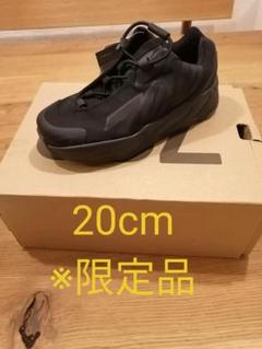 【限定販売品】YEEZY BOOST 700 MNVN KIDS BLACK