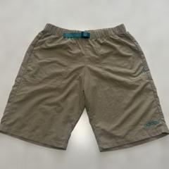 adidas neoベージュ ショートパンツ Ｌサイズ