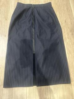 黒ストライプタイトスカート