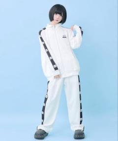 【話題】Hauls/ハウルズ 顔文字ジャージパンツせっとあっぷ Hauls（ハウルズ）の「顔文字ジャージパンツせっとあっぷ