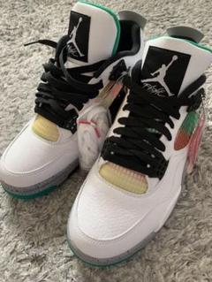NIKE AIR JORDAN 4 RETRO !