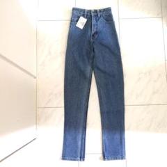 GUESS スキニーデニム ライトブルー 新品タグ付き