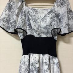 マーキュリーデュオ　フラワーパイピングウエストリブワンピース