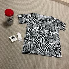 UT ユニクロ 【椎名林檎 コラボ ラグランTシャツ】女性Mサイズ UT ユニクロ 【椎名林檎 コラボ ラグランTシャツ】女性Mサイズの