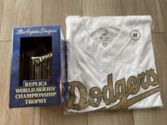 ①ロサンゼルス・ドジャース ワールドシリーズトロフィー レプリカ②ユニホーム 楽天市場】MLB ドジャース グッズ ワールドシリーズ 優勝記念