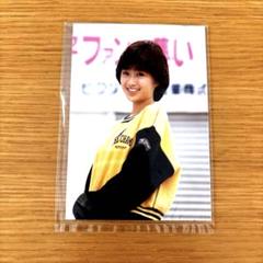 酒井法子様の生写真プロマイド・マルベル堂では・商品無し。現物です。 Amazon.co.jp: 酒井法子 のりぴー ブロマイド 写真 2枚セット