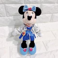 ミニー ぬいぐるみバッジ ロマンス - メルカリ