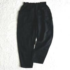 美品 ツムグ tumugu ソリトリネンイージーパンツ 黒 ワイドパンツ 日本製