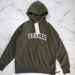 新品タグ付 Genuine Merchandise NYヤンキース パーカー L