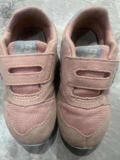 New Balance キッズスニーカー ピンク