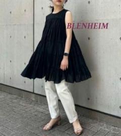 BLENHEIM ギャザーティアードブラウス ブラックのサムネイル
