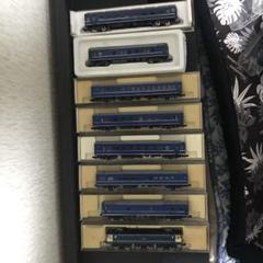 国鉄色KATO Nゲージ鉄道模型 8両セット ブルートレイン編成24系客車 国鉄色KATO Nゲージ鉄道模型 8両セット ブルートレイン編成24系