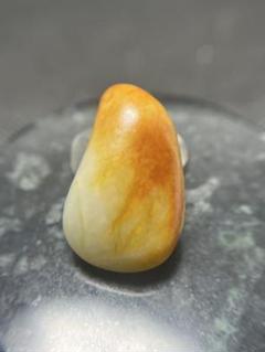本物！和田玉★原石★お豆みたいな黄皮証明書つき