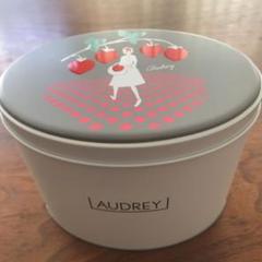 オードリー　缶 オードリー 缶入りグレイシア2種類計10個｜Yahoo!フリマ（旧