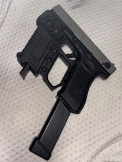 お*ん様 GLOCK 18C ガスガン難あり18禁