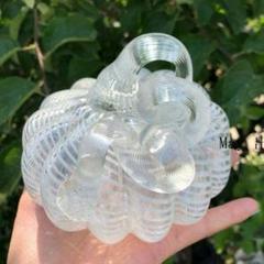 手造りのガラス かぼちゃのオーナメント 工芸品 置物を置く
