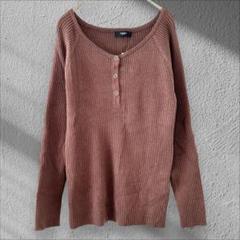 ベースメントオンライン 新品 タグ付 ハーフボタン 綿混 リブ ニット Vネック