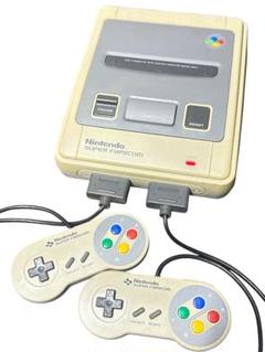 Nintendo Super Famicom 本体 コントローラー2個付き