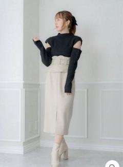 MISTREASS シャギー ハイネック ニット トップス ハートブローチ付き MISTREASS シャギー ハイネック ニット トップス ハートブローチ付き