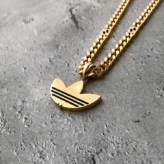 GUCCI adidas ネックレス ゴールド トレフォイル